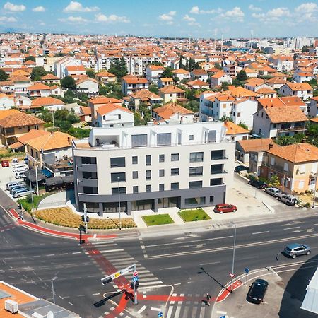 Apartment Rixos Zadar Private Parking Garage Exterior foto