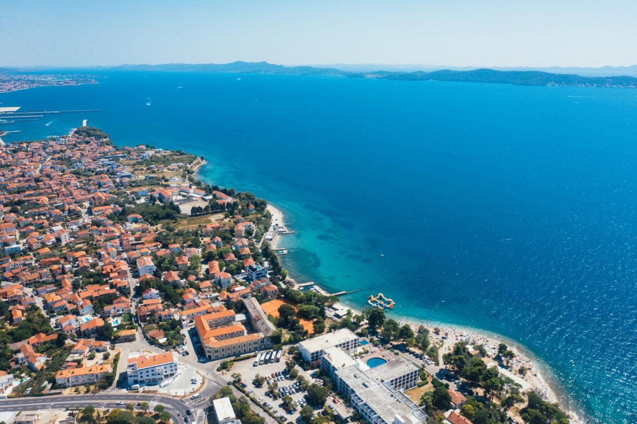 Apartment Rixos Zadar Private Parking Garage Exterior foto